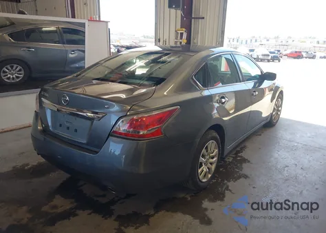 2015 Nissan Altima 2.5/S/Sv/Sl z USA, uszkodzony, nr VIN 1N4AL3AP7FC270333